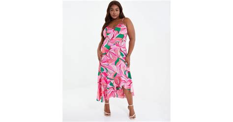 QUIZ Curves Pink Floral Strappy Midi Dress | New Look