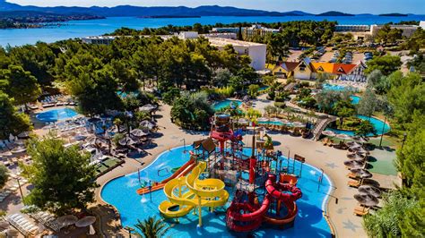 FAMILY FUN AT AQUAPARK DALMATIA - Amadria Park Official Web