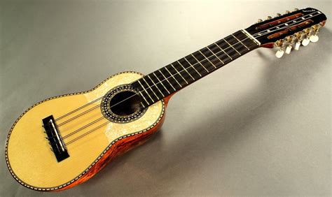 Charango | Charango, Instrumentos de cuerda, Instrumentos