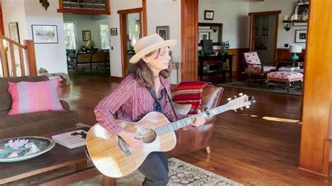 Brandi Carlile Biography: Age, Birthday, Family, Profession, Net Worth - Eduvast.com