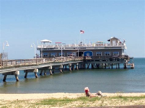 VA sdfkjsdlf: Ocean View Fishing Pier