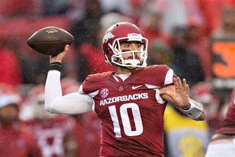 2016 NFL Draft Scouting Report: Arkansas QB Brandon Allen