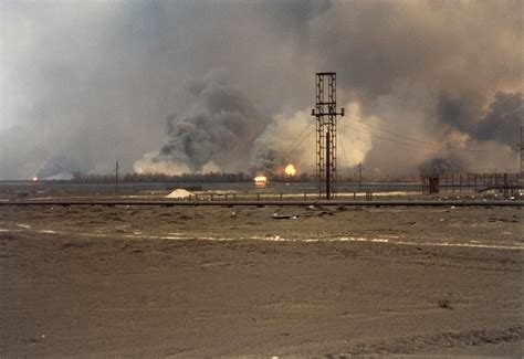 Kuwait oil fires August 1991 | Taken during a vist to Kuwait… | Flickr