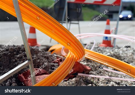 1.515 Optic Fiber Cable Laying Images, Stock Photos & Vectors | Shutterstock