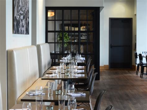 Downtown Boston Restaurant | SLC Interiors