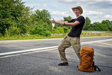 Hitchhiking America: How Body Odor & Rain Can Help (Part 9) • Expert Vagabond