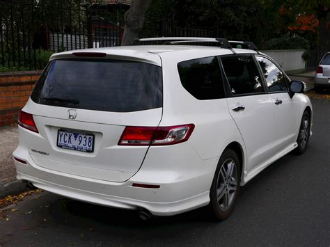 2010 Honda Odyssey Touring - Passenger Minivan 3.5L V6 auto