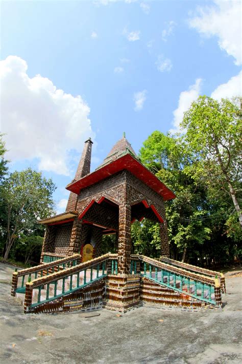 Wat Lan Kuad, Srisaket, Thailand Free Stock Photo - Public Domain Pictures
