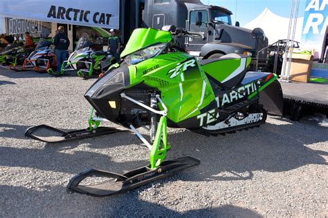 2016 Arctic Cat ZR 6000 R SX & XC Race Specifications | SnoWest Magazine