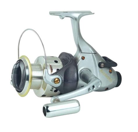 Rods and Reels for Saltwater Kayak Fishing Under 100 Dollars - Fisher and Hunter