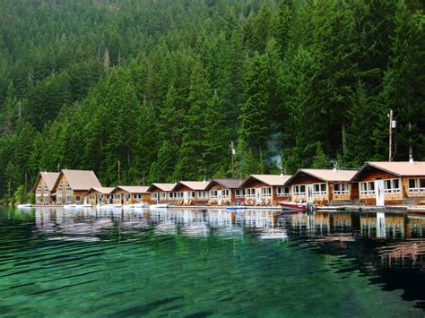 These Floating Cabins in Washington Are Heaven - HWY.CO