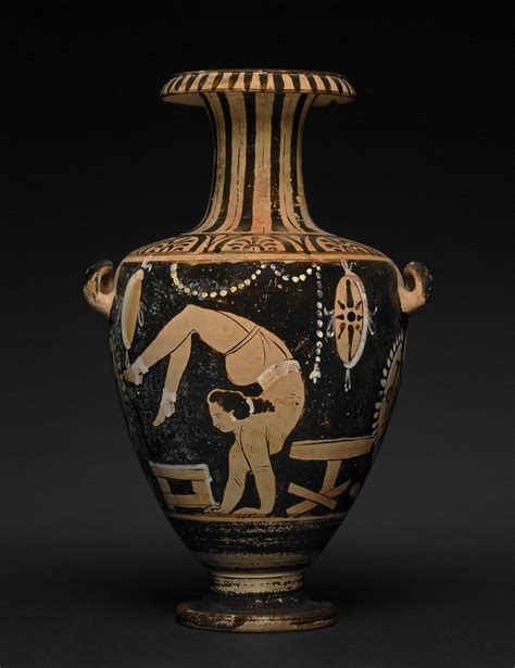 Acrobat-dancer on a Hydria (Illustration) - World History Encyclopedia