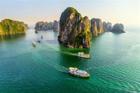 12 Best Halong Bay Cruises from Hanoi - TourScanner