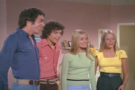 the brady bunch | The brady bunch, 70s tv shows, Eve plumb