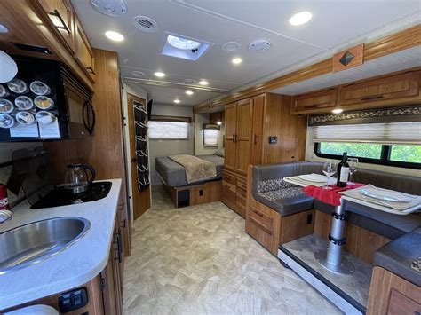 2017 Jayco MELBOURNE 24L - Good Sam RV Rentals