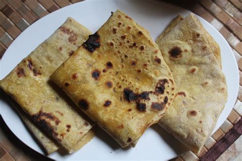 Leftover Dal Roti Recipe - Missi Roti Recipe - Dal ki Roti Recipe - Yummy Tummy