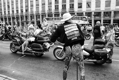 Tattoo Man In Harley Davidson City Free Stock Photo - Public Domain Pictures