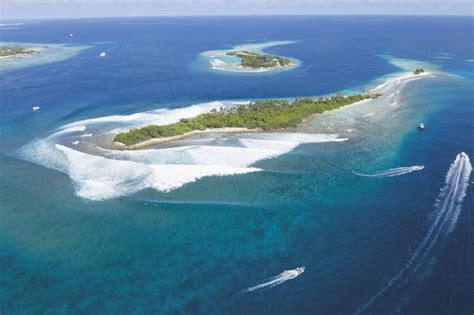 Four Seasons, North Male Atoll, Maldives - Carvemag.com