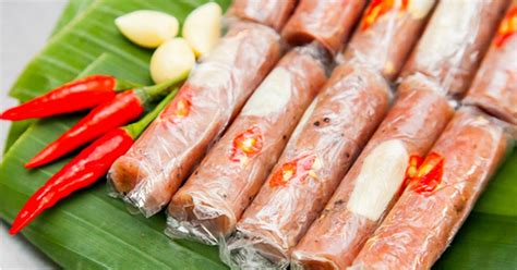 Nem chua (Vietnamese fermented pork roll) | Vietnam Travel Blog