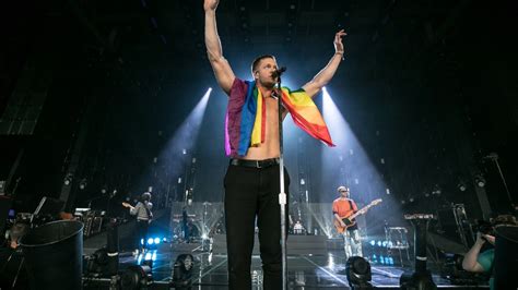 Dan Reynolds des Imagine Dragons fait don d’une maison à une association LGBT+