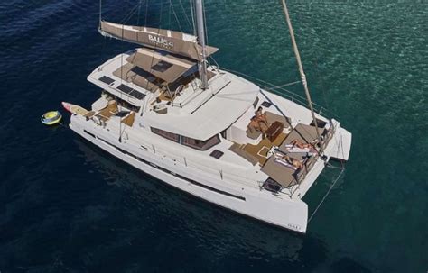 Caribbean Catamarans available for charter - Caribbean Catamaran Vacations