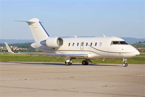 Bombardier Challenger 605 - Specifications | Jetsplore