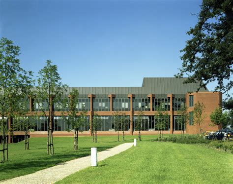 IBM UK Laboratories Limited (Phase III), Hursley Park, Winchester, Hampshire | RIBA pix