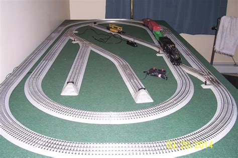 New Train Layout March 20, 2014 001.JPG (999×666) | Model trains, Train layouts, Train