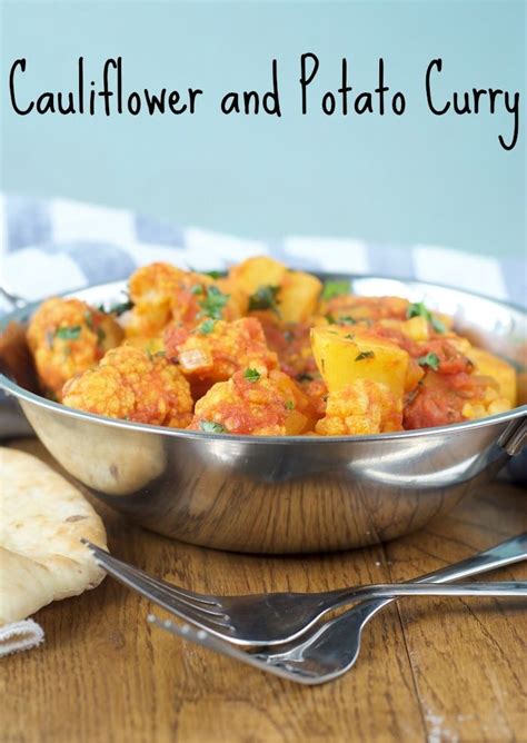 Cauliflower and Potato Curry (Aloo Gobi) | Receita