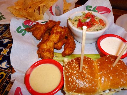 Chili’s Triple Dipper - Good Things Come in 3’s Review & Giveaway | The WiC Project Blog