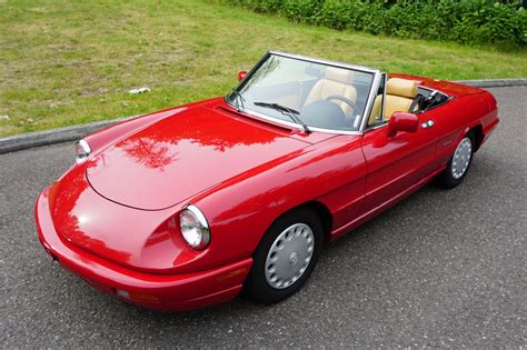 No Reserve: 39k-Mile 1991 Alfa Romeo Spider for sale on BaT Auctions ...