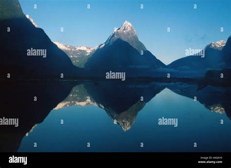 Mountain peak / Mitre Peak Stock Photo - Alamy