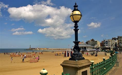 Margate Old Town and Harbour - English in Margate