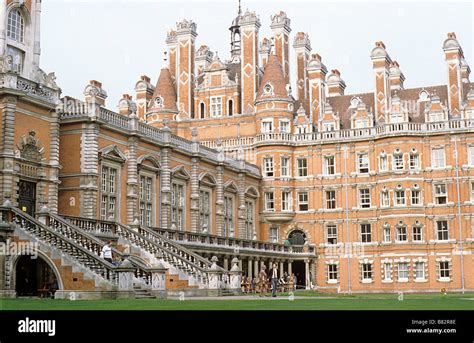 Royal Holloway College, Egham Surrey, view across one of the two interior courtyards Stock Photo ...