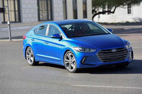 2017 Hyundai Elantra Review - autoevolution