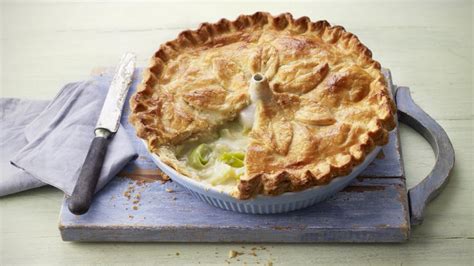 Potato, leek and cheese pie recipe - BBC Food