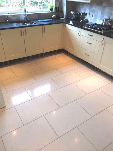 Polishing Limestone Kitchen Tiles in Pewsey - Wiltshire Tile Doctor