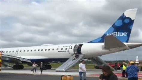 JetBlue flight from White Plains makes emergency landing in Charleston, South Carolina - ABC7 ...