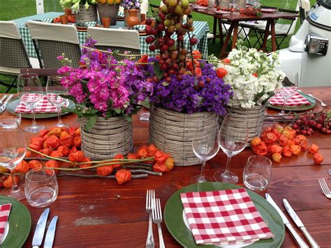 Italian style table setting | Bomboniere, Quadretti