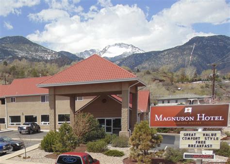 Manitou Springs Hotels | Find Hotels & Motels Near Colorado Springs