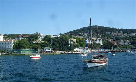 BÜYÜKADA / Hotel Transfer Istanbul Airport Transfer And Taxis