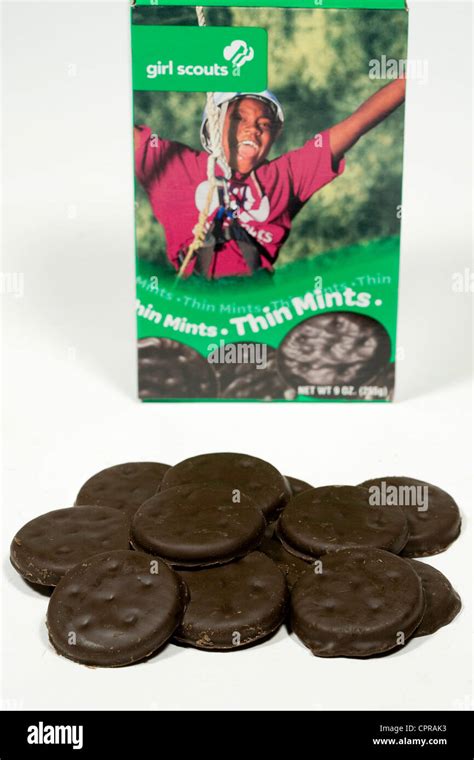 Girl scout cookie hi-res stock photography and images - Alamy