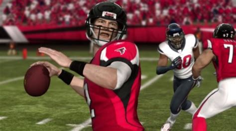 Madden NFL 12 Gameplay and Presentation Teaser Trailers | pastapadre.com