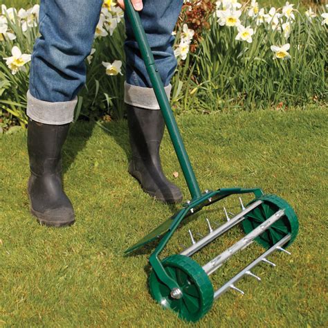 Homemade Lawn Aerator - Do Lawn Aerator Shoes Work | Declan Baker