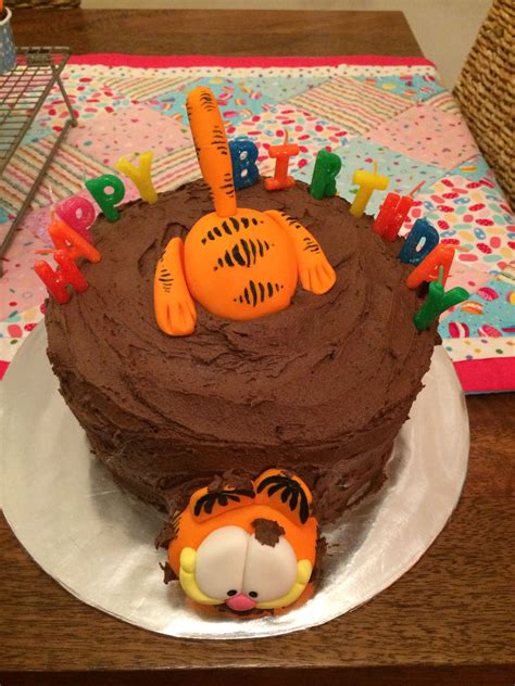 Pin by Lauren Bryant on Thomas 7th Birthday | Garfield cake, Creative ...