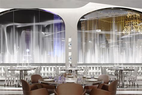 Lago Restaurant, Las Vegas - Restaurant Interior Design on Love That Design