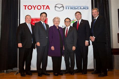 Toyota & Mazda to build plant in Alabama.