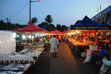 LIFE IN DIGITAL COLOUR: 1 Night @ Pasar Malam Alor Gajah