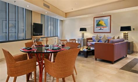 Rooms & Suites | Hilton Kuwait Resort Arabian Gulf Hotel