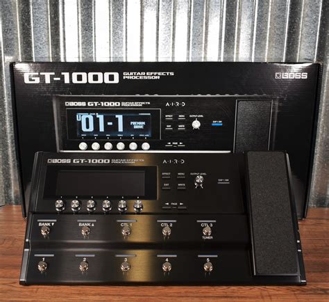 Boss GT-1000 Multi Effect Guitar Processor Effect Pedal Demo – Specialty Traders